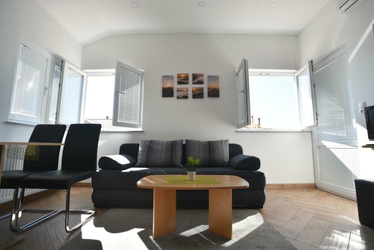 Apartment Armando *