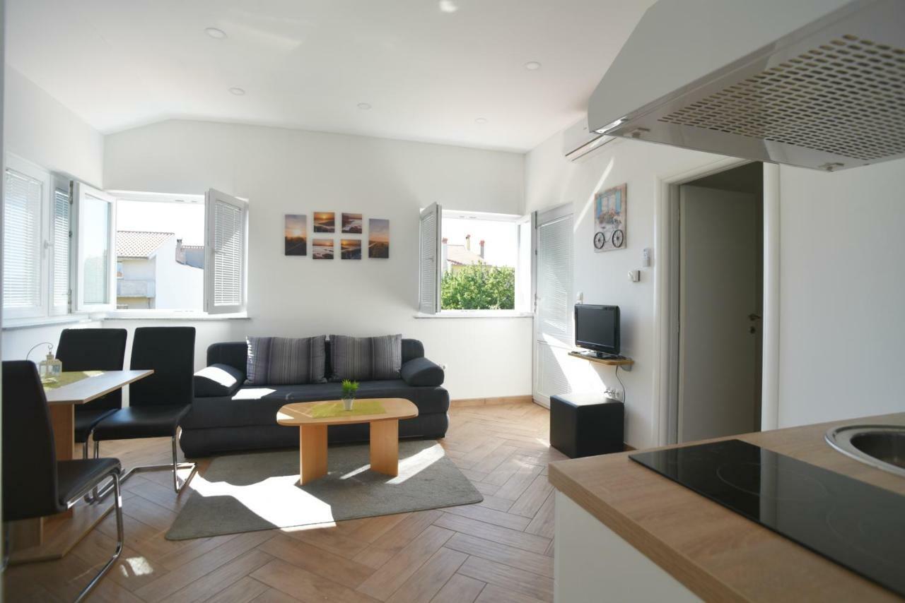 Apartment Armando *